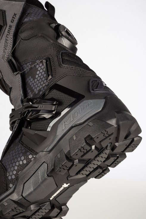 ADVENTURE GTX BOOT 8 STEALTH BLACK